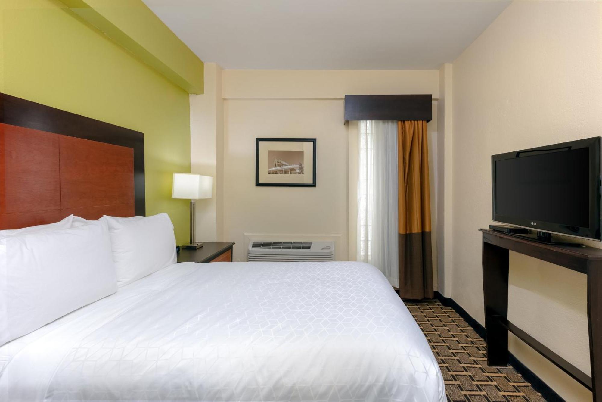 Holiday Inn Express & Suites - Atlanta Downtown By Ihg Exterior foto